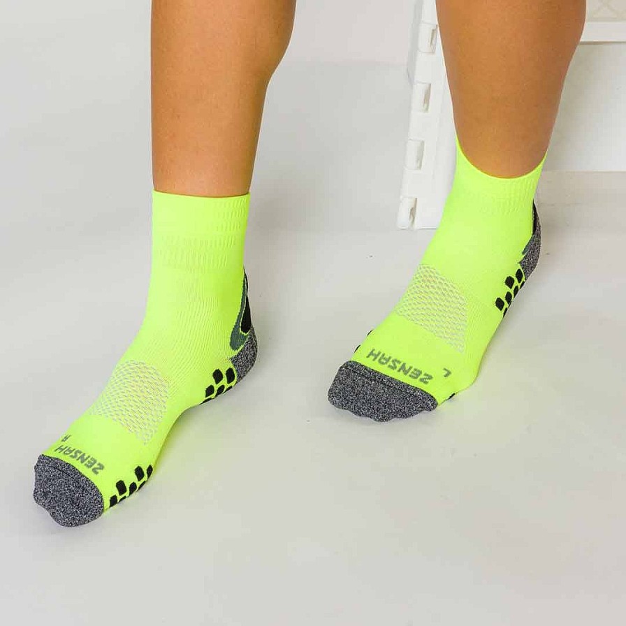 Women Zensah Compression Socks | 3D Dotted Running Socks