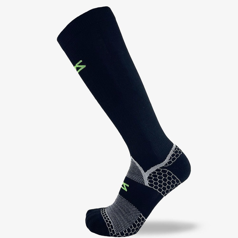 Women Zensah Athletic Socks | Grit 2.0 Running Socks (Knee-High) Charcoal