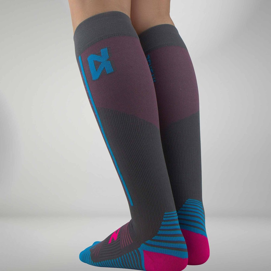 Sports Medicine Zensah | Featherweight Compression Socks